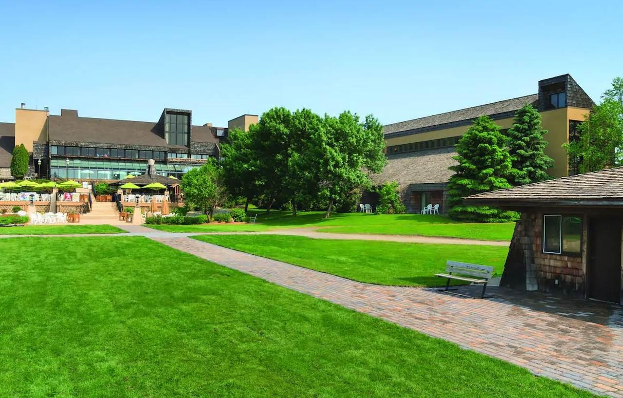Arrowwood Resort Hotel And Conference Center - Alexandria Exterior foto